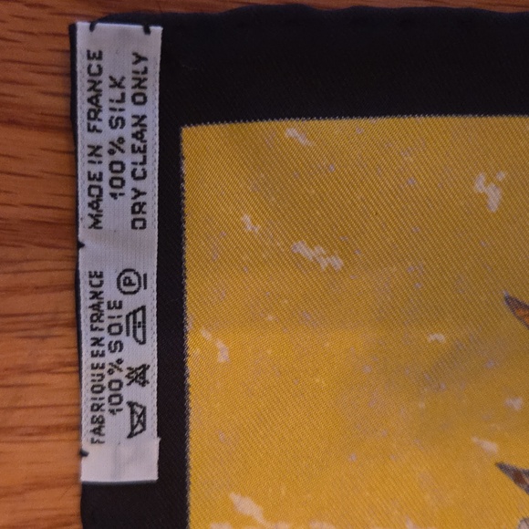 BRAND NEW Hermes Colorful Silk Scarf - Picture 10 of 10